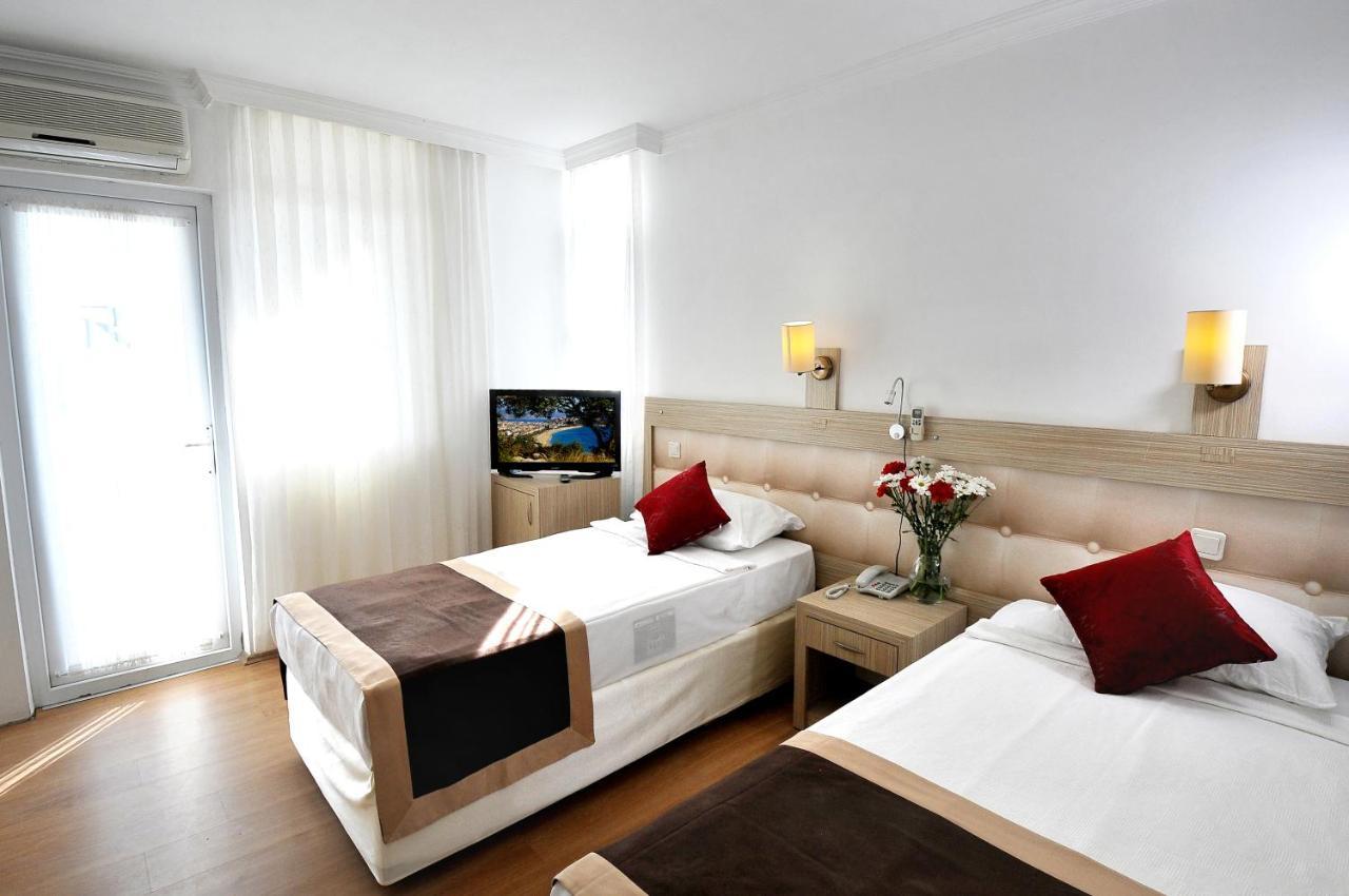 Ramira Beach Hotel เอาซัลลาร์ ภายนอก รูปภาพ